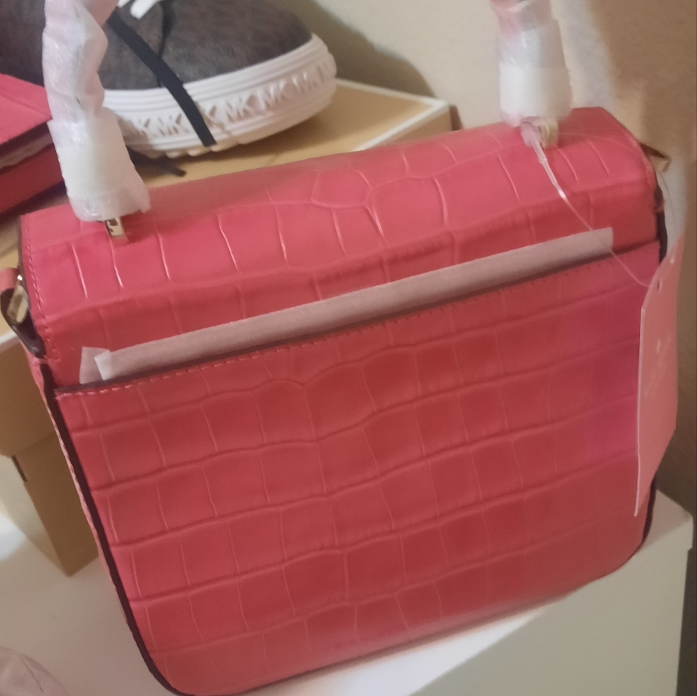 Kate Spade - Picture 2 of 2
